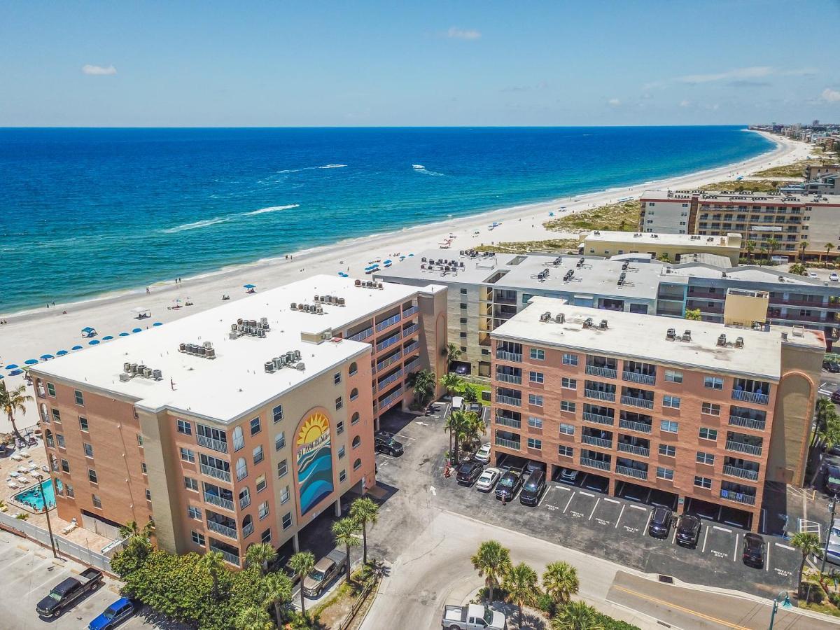 401 Beach Place Condos St. Pete Beach Eksteriør bilde