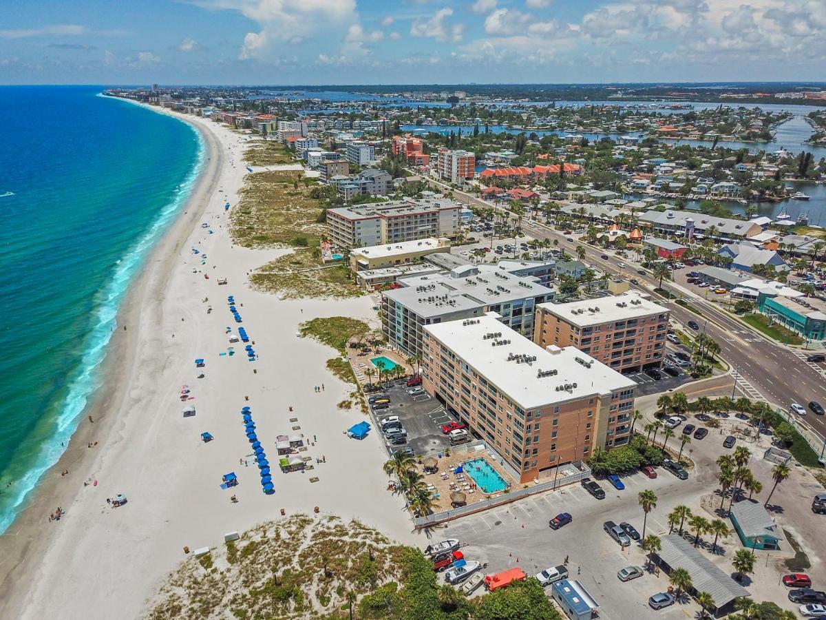 401 Beach Place Condos St. Pete Beach Eksteriør bilde